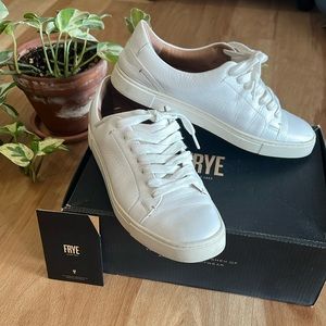 FRYE Ivy Low Lace White Leather Sneakers